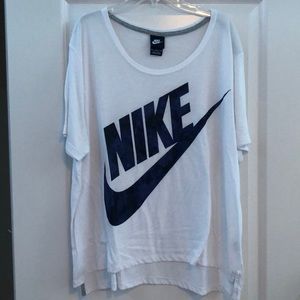 nike tshirt